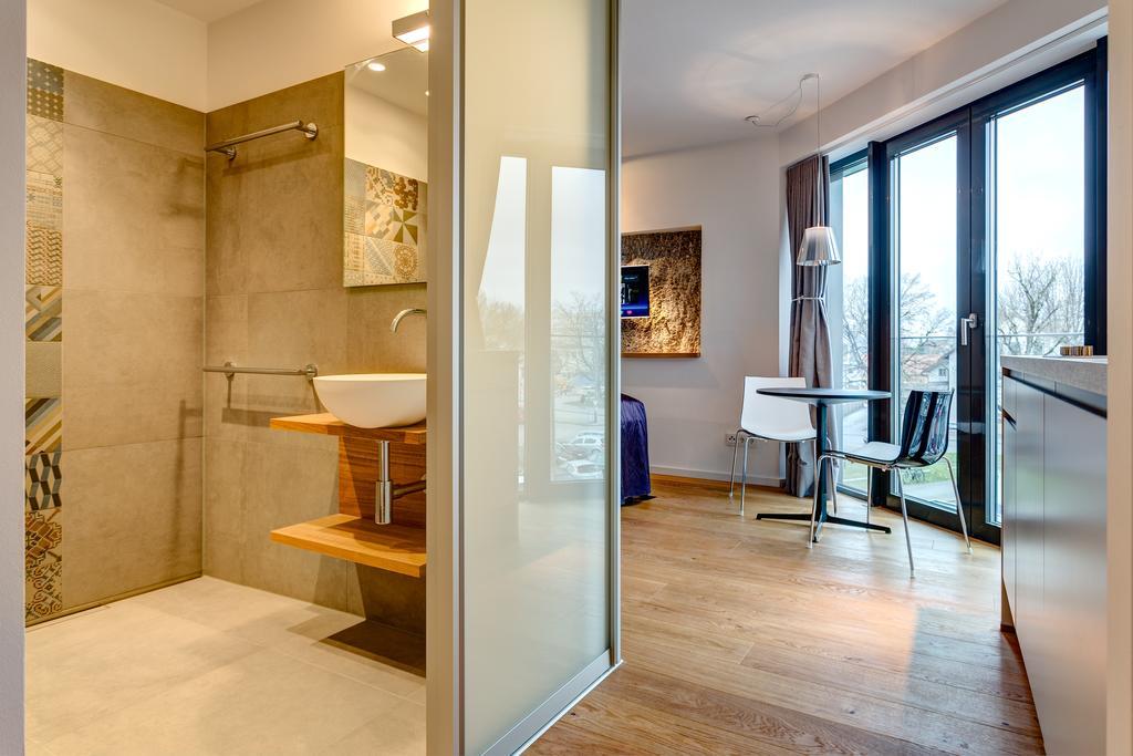 Hotel Im Bunker Munich Bilik gambar